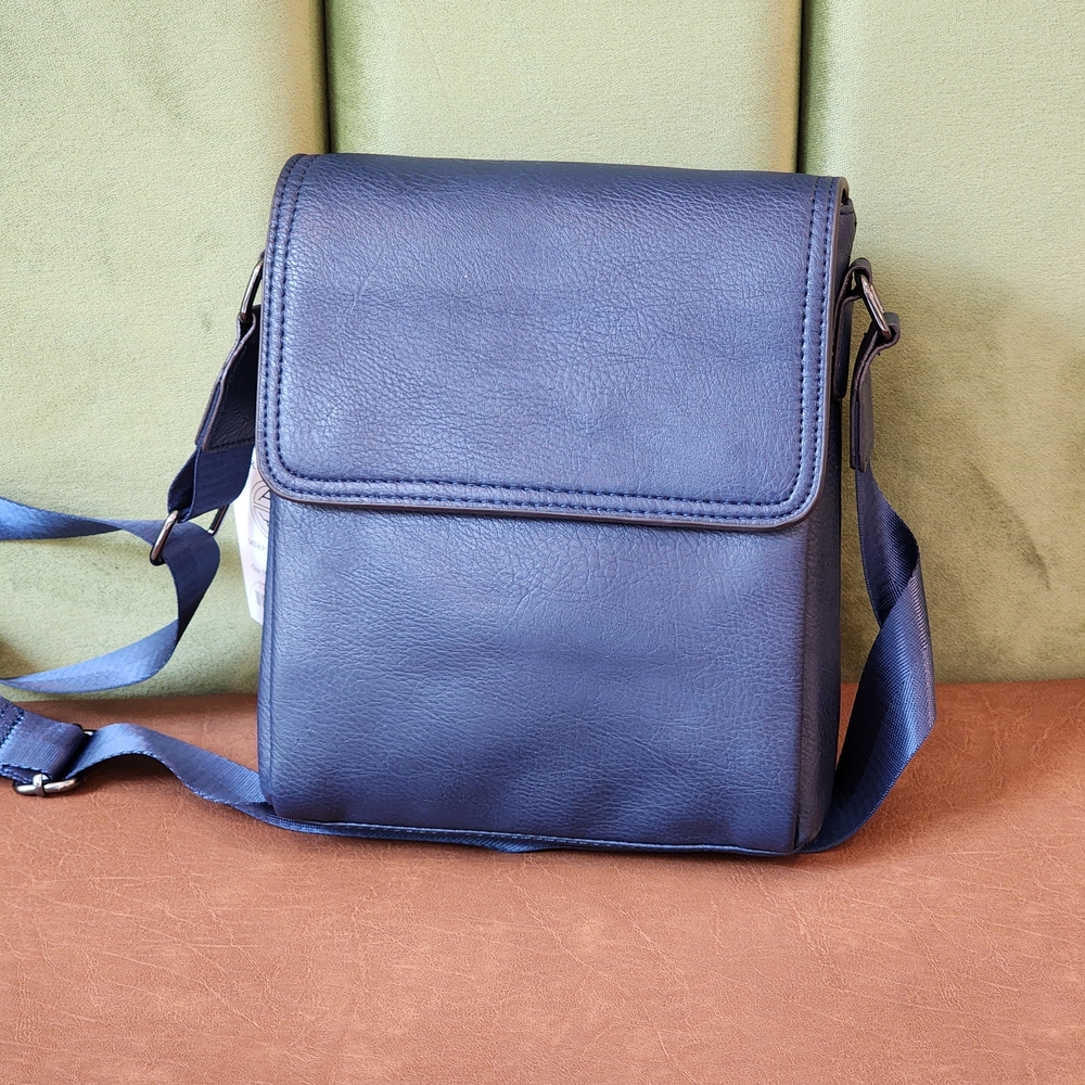AR New York Men's Leather Blue Multi Compartment Casual Messenger Crossbody Bag